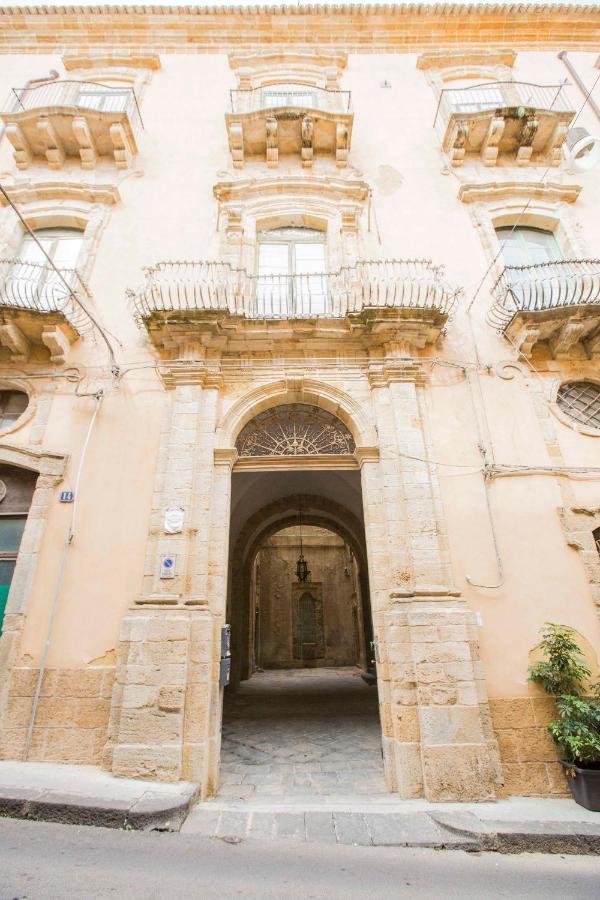 B&B Attico Taranto Caltagirone Extérieur photo