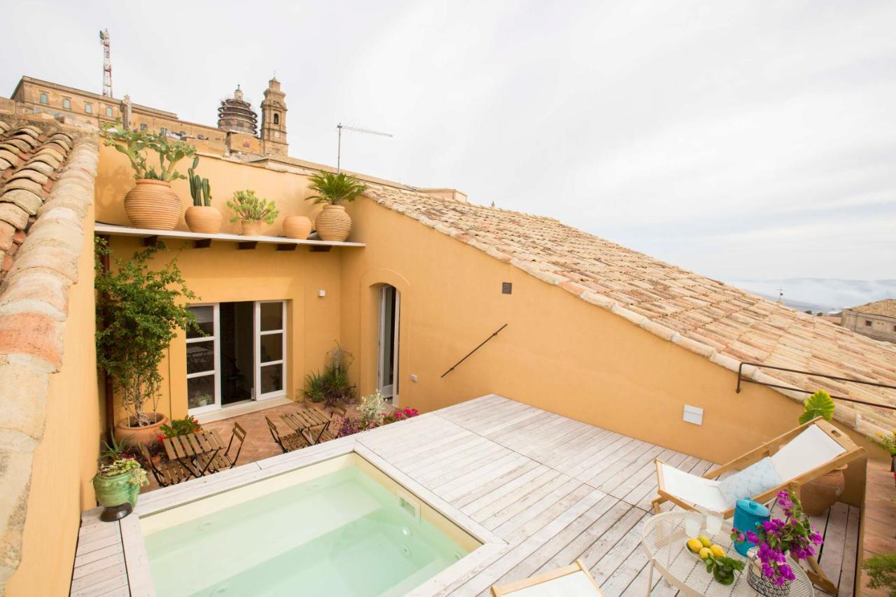 B&B Attico Taranto Caltagirone Extérieur photo