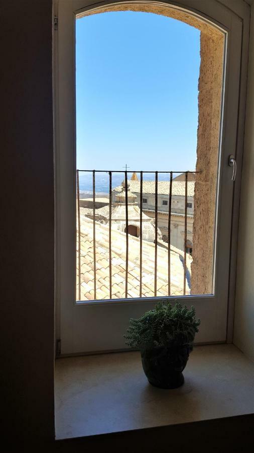 B&B Attico Taranto Caltagirone Extérieur photo